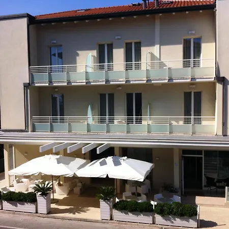 Apartahotel Belmare Rímini