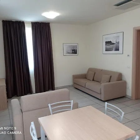Belmare Hotel apartamentowy